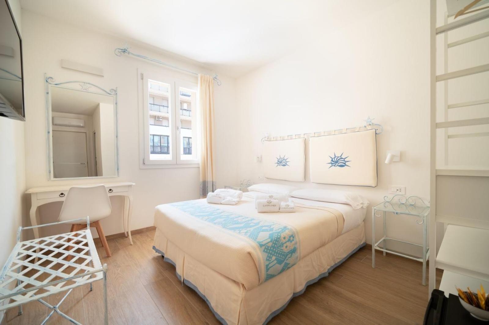 Landlord Hotell Alghero Eksteriør bilde